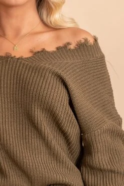 Autumn Moon Distressed Sweater -Outlet Bella Ella Boutique Store 1 b1bef342 57b3 48d3 8597 3cde133df9a9 5000x