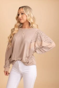 Floral Earth Oversized Top 9 Floral Earth Oversized Top -Outlet Bella Ella Boutique Store 1 ed23d6af 372d 4732 bd67 6cb06708fba7 5000x