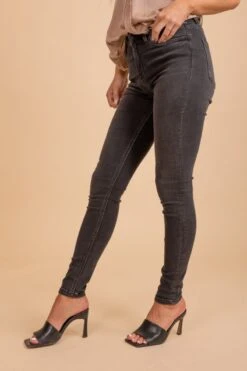 Choose To Love High Rise Skinny Jeans -Outlet Bella Ella Boutique Store 2 578f53df 17c1 49c6 8c10 dddb2b31b0fe 5000x