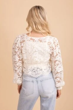 Let Yourself Shine Lace Crop Top -Outlet Bella Ella Boutique Store 4 67a8994c 0465 4d5e b33b 3f508c0fe1ae 5000x