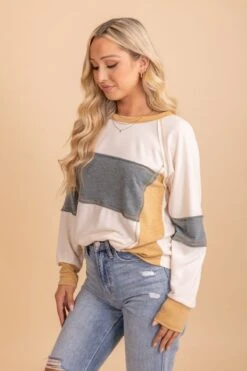 Be A Light Color Block Long Sleeve Top -Outlet Bella Ella Boutique Store 6 53f0cf21 d1b7 468c bc4d 57d3bf308e4a 5000x