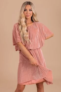 In The Limelight Ribbed Knee-Length Dress 21 In The Limelight Ribbed Knee-Length Dress -Outlet Bella Ella Boutique Store BELLAELLA5.5.21 2420 5000x