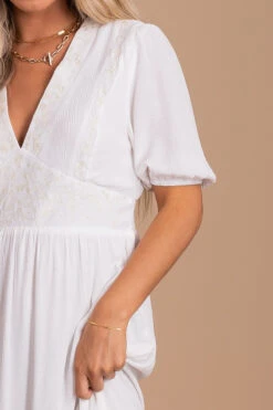 Be A Wildflower Maxi Dress - White 13 Be A Wildflower Maxi Dress - White -Outlet Bella Ella Boutique Store BELLAELLA 5.20.21 3757 5000x