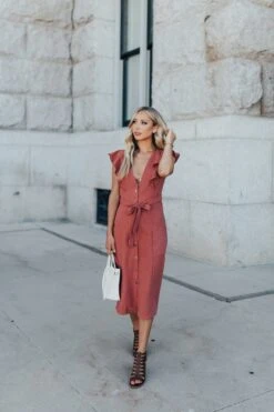 Break The Rules Orange Striped Midi Dress -Outlet Bella Ella Boutique Store BELLA ELLA 7.15.19 1826 1 5000x