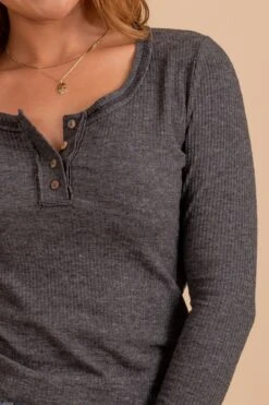 Big Heart Long Sleeve Top -Outlet Bella Ella Boutique Store BigHeartlongsleevetopdarkgreydetail 5000x