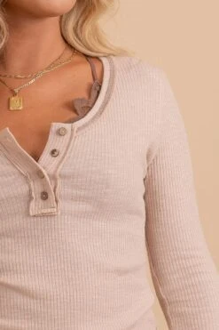 Big Heart Long Sleeve Top -Outlet Bella Ella Boutique Store BigHeartlongsleevetopoffwhitedetail 5000x