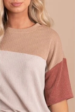 Casual Friday Ribbed Color Block Top -Outlet Bella Ella Boutique Store CasualFridayRibbedColorBlockTopmarsalacloseup 5000x