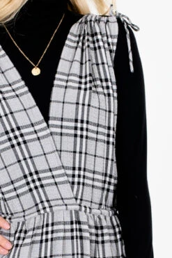 Fifth Avenue Gray Plaid Maxi Dress -Outlet Bella Ella Boutique Store Fifth Avenue Gray Dress Detail 5000x