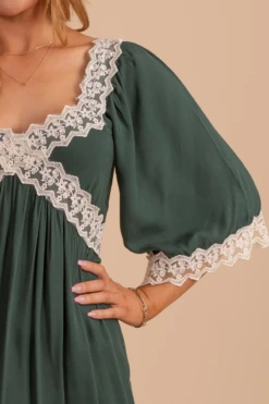 Find Me In The Evergreens Lace Maxi Dress -Outlet Bella Ella Boutique Store FindMeInTheEvergreens Detail 5000x