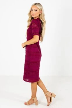 Fit For A Queen Knee-Length Dress -Outlet Bella Ella Boutique Store Fit for Queen Red Dress Side 5000x