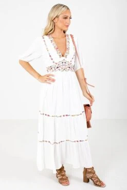 Queen Of Summer White Maxi Dress -Outlet Bella Ella Boutique Store Queen of Summer White Dress Front 5000x
