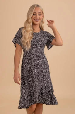 Stealing Time Patterned Knee-Length Dress