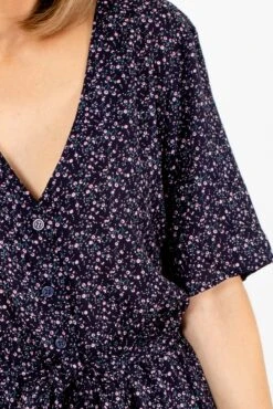 True To Myself Navy Floral Maxi Dress -Outlet Bella Ella Boutique Store True to Myself Navy Dress Detail 5000x