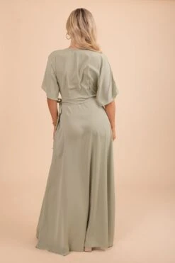 Vintage Pines Wrap Dress -Outlet Bella Ella Boutique Store VintagePinesMaxiDress Back Green 5000x