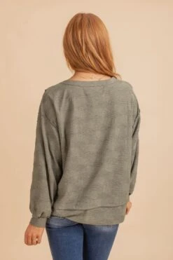 Live And Love Textured Long Sleeve Top -Outlet Bella Ella Boutique Store back 14e5a0e0 c88a 4717 89d6 74b5cc80fdb8 5000x