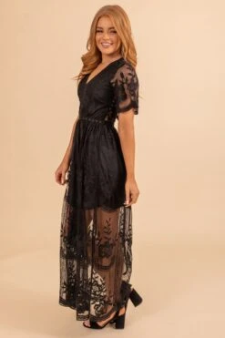 Simple Serenity Lace Maxi Dress -Outlet Bella Ella Boutique Store blacklacemaxiside 5000x