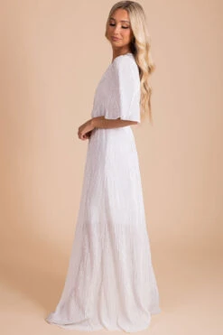 Clair De Lune Maxi Dress -Outlet Bella Ella Boutique Store clair de lune side 914559ee 7004 4988 8d1f e82440cbd283 5000x
