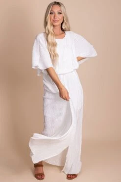 In The Limelight Ribbed Maxi Dress -Outlet Bella Ella Boutique Store in the limelight white main image 5000x