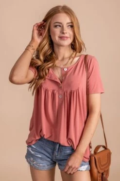 A New Day Pleated Top -Outlet Bella Ella Boutique Store oatmeal 4 d7dccdf3 ec20 4d20 9447 00ca4af4e4ac 5000x