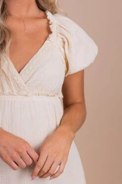 See You Soon Puff Sleeve Maxi Dress 12 See You Soon Puff Sleeve Maxi Dress -Outlet Bella Ella Boutique Store white detail 7d6b3852 1806 4b3a b950 32e3609ba62f 5000x